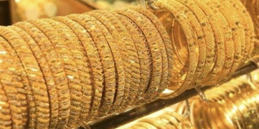 سعر
      الذهب
      بالدولار
      ختام
      تعاملات
      ...