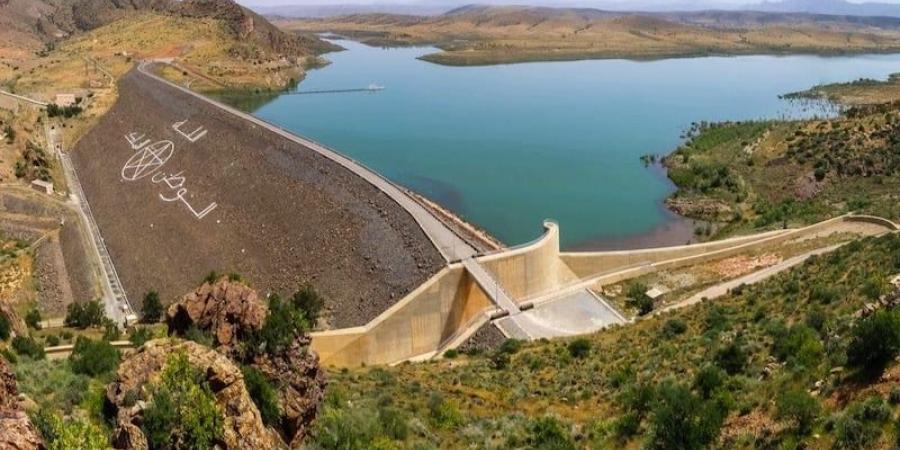 حقينة
      ملء
      السدود
      المغربية
      28
      بالمائة..
      وحوض
      سبو
      يسجل
      عجزًا
      كبيرا