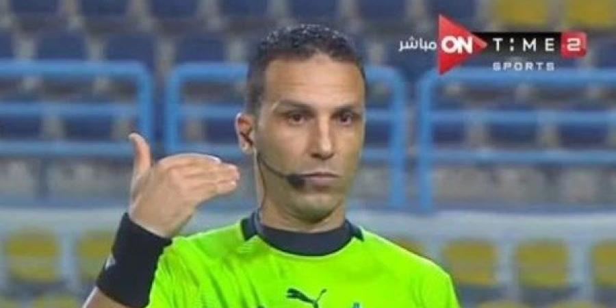 نادر قمر الدولة حكما لمباراة الأهلي وسموحة في الدوري