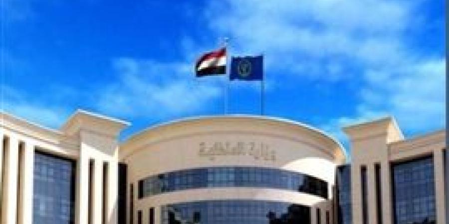 مصدر
      أمنى
      :
      إيقاف
      فرد
      أمن
      عن
      العمل
      وإحالة
      ضابطين
      للتحقيق
      لتجاوزهم
      مع
      بعض
      المواطنين