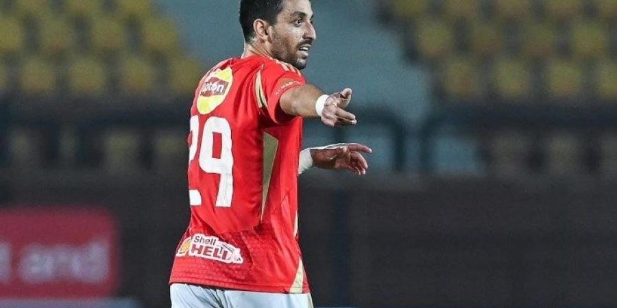 طاهر محمد طاهر: وسام أبو علي لاعب من طراز أوروبي وجاهز للبقاء في الأهلي