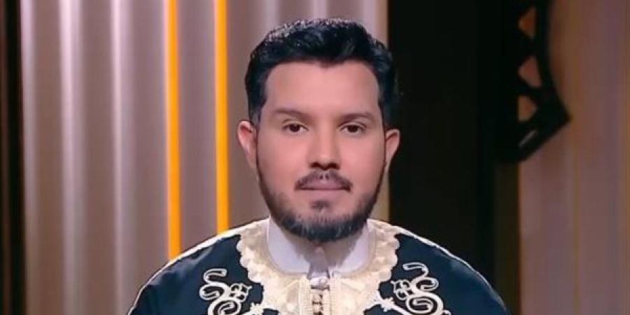 الشيخ
      أحمد
      الطلحي:
      تواضع
      سيدنا
      ...