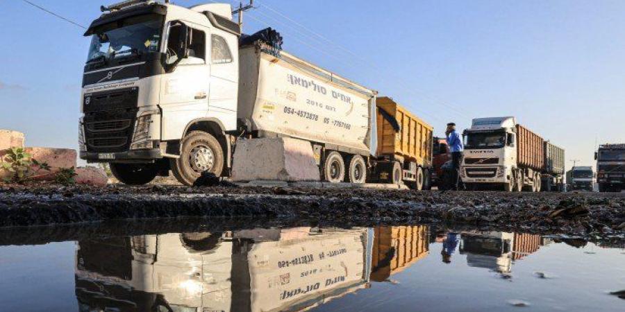 بدء
      دخول
      المساعدات
      الإنسانية
      إلى
      جنوب
      قطاع
      غزة
      عبر
      شارع
      صلاح
      الدين