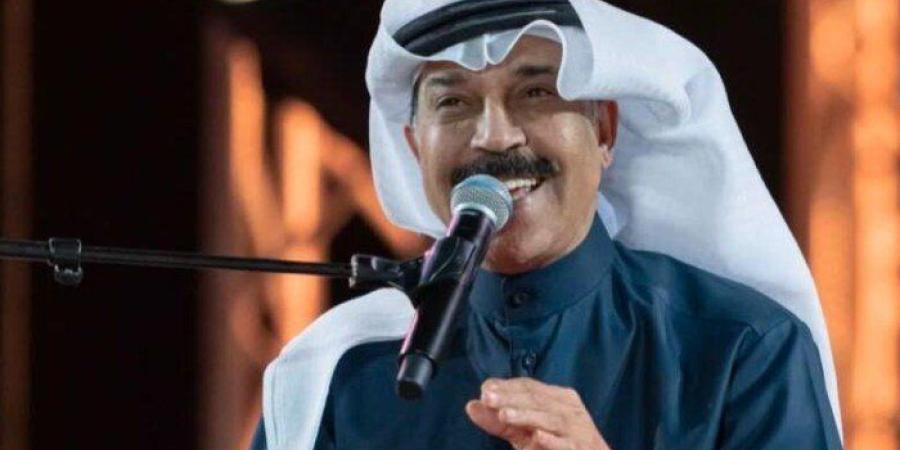 شاهد..
      عبد
      الله
      الرويشد
      يظهر
      لأول
      مرة
      بعد
      تعرضه
      لوعكة
      صحية