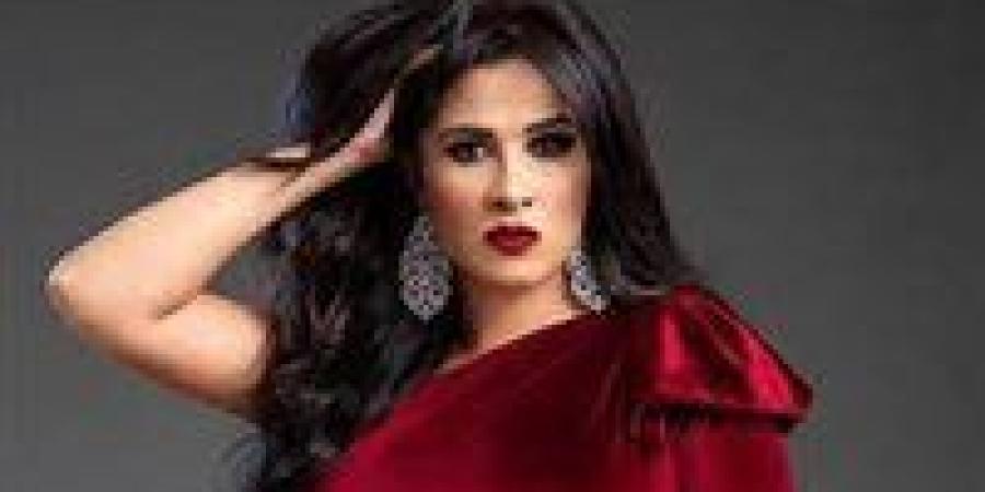 الموت
      يفجع
      الفنانة
      ياسمين
      عبد
      العزيز