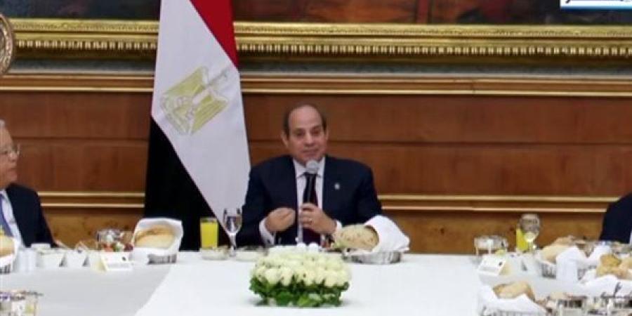 السيسي:
      الدولة
      قضت
      على
      الإرهاب
      بحلول
      2022
      والمواجهة
      لم
      تكن
      سهلة