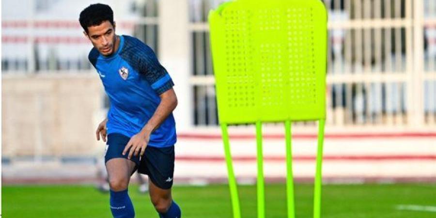 عمر
      جابر
      ينتظم
      في
      التدريبات
      مع
      الزمالك