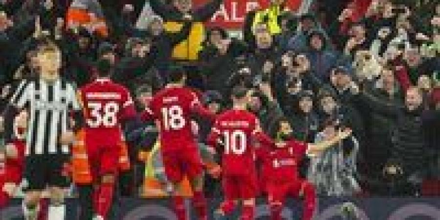 ليفربول
      فى
      الصدارة..
      تعرف
      على
      جدول
      ترتيب
      الدوري
      الإنجليزي