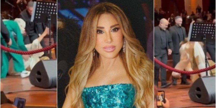 بالفيديو..
      شاهد
      ما
      حدث
      لنجوى
      كرم
      على
      المسرح
      أذهل
      الجميع