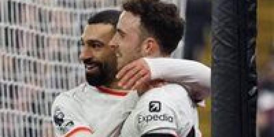 محمد
      صلاح
      يسجل
      ويصنع
      في
      تعادل
      ليفربول
      أمام
      أستون
      فيلا
      (2/2)
      في
      الدوري
      الإنجليزي
      الممتاز