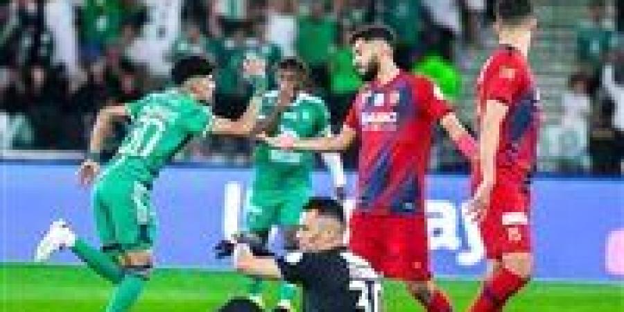 التشكيل
      الرسمي
      لمباراة
      أهلي
      جدة
      وضمك
      في
      دوري
      روشن
      السعودي