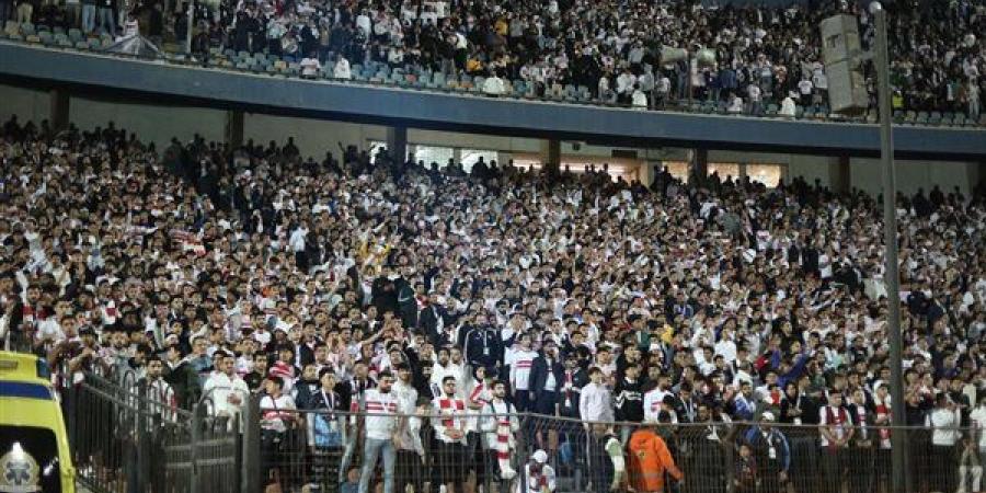 جماهير
      الزمالك
      تحيي
      لاعبيها
      على
      الأداء
      فى
      القمة
      129