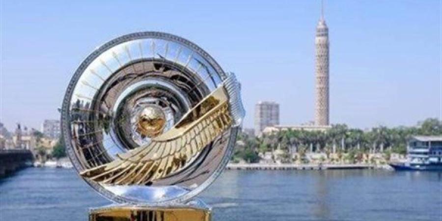 بعد
      تعادل
      الأهلي
      والزمالك..
      تعرف
      ...