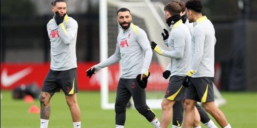 الدوري
      الإنجليزي|
      غيابات
      ليفربول
      ضد
      مانشستر
      سيتي
      اليوم