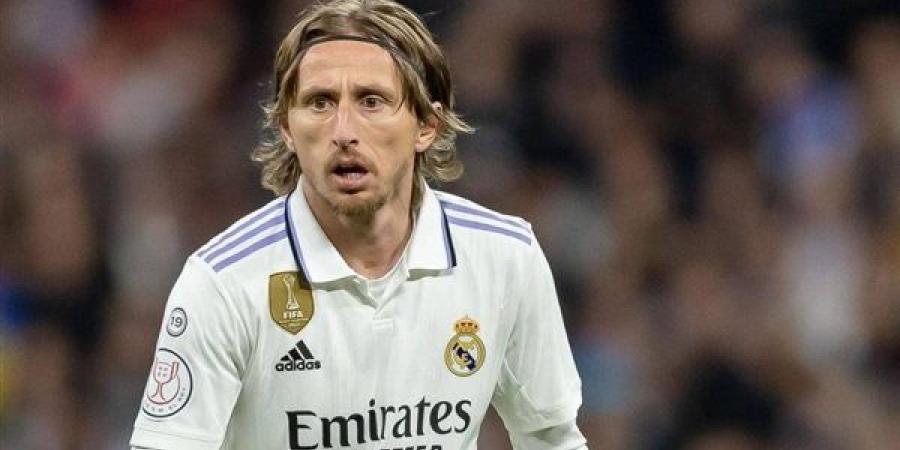 ريال
      مدريد
      يحسم
      الشوط
      الأول
      أمام
      جيرونا
      في
      الدوري
      الإسباني