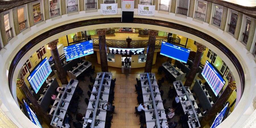 صعود 10 قطاعات بالبورصة بجلسة الاثنين على رأسها "السيارات" بنسبة 2.7%