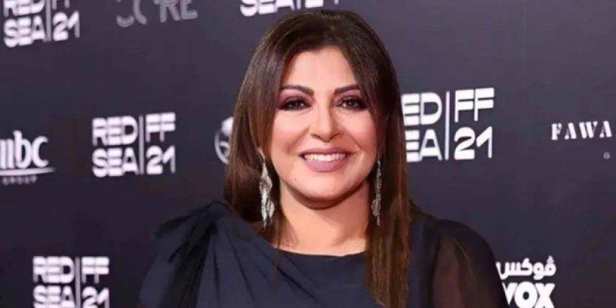 رد
      قوي
      من
      هالة
      صدقي
      على
      منتقدي
      مي
      عمر
      وبدل
      الرقص
      في
      مسلسل
      "إش
      إش"