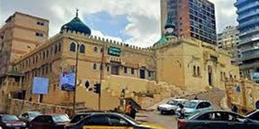 مسجد
      سيدي
      بشر..
      متصوف
      الإسكندرية
      الأشهر