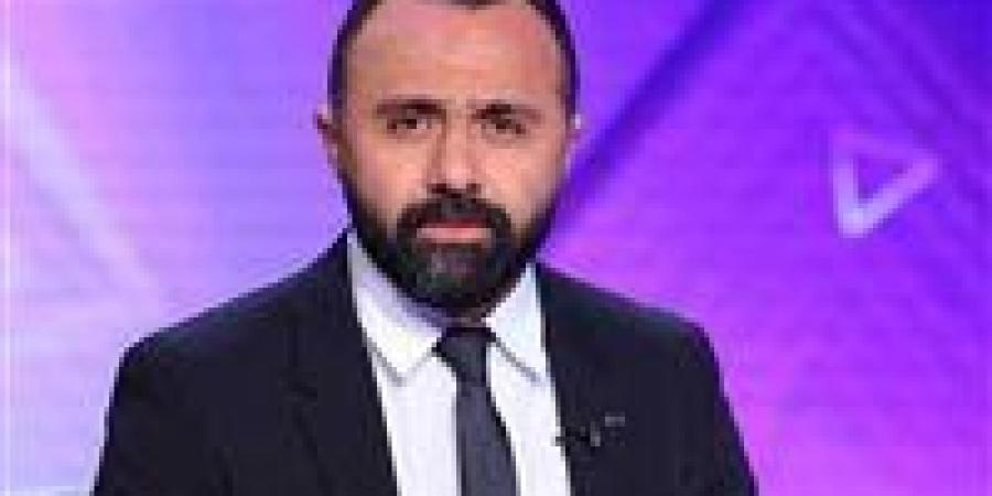 أحمد
      عادل
      نجم
      الأهلي
      السابق:
      موقف
      الفريق
      من
      الانسحاب
      عن
      لقاء
      القمة
      سليم