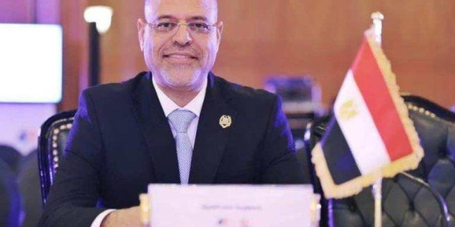 «العمل
      المصرية»
      تعلن
      عن
      4424
      فرصة
      توظيف
      في
      72
      شركة
      بـ12
      محافظة..
      ما
      التفاصيل؟