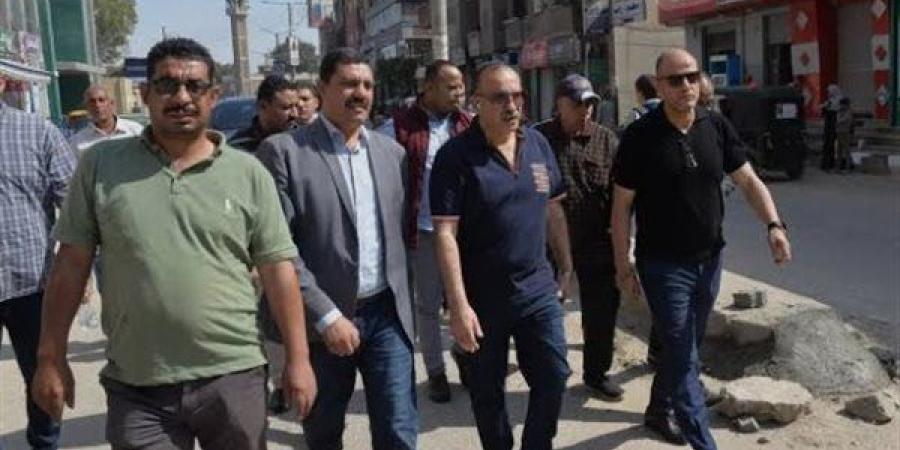 محافظ
      أسيوط
      يتفقد
      التشغيل
      التجريبي
 ...