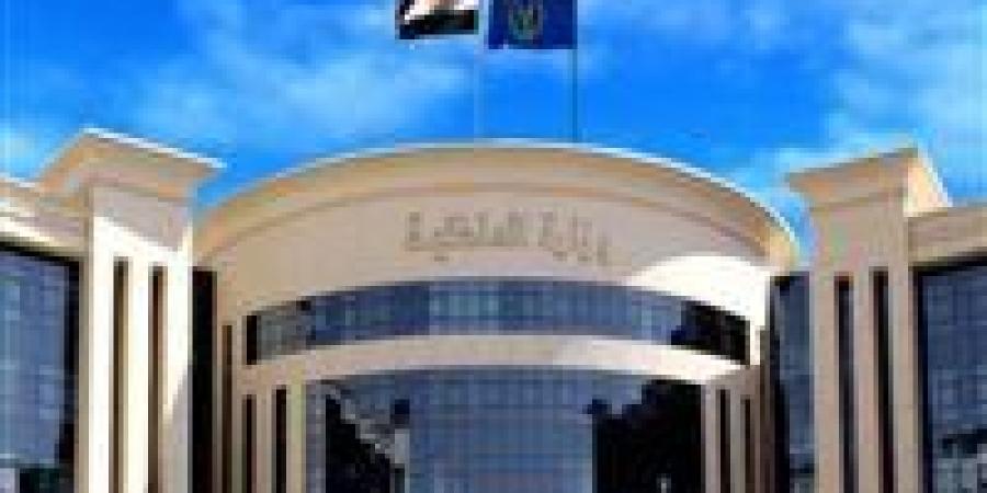 وزارة
      الداخلية
      تكشف
      ملابسات
      استغاثة
      طفلة
      باحتجازها
      داخل
      فيلا
      بالقاهرة
