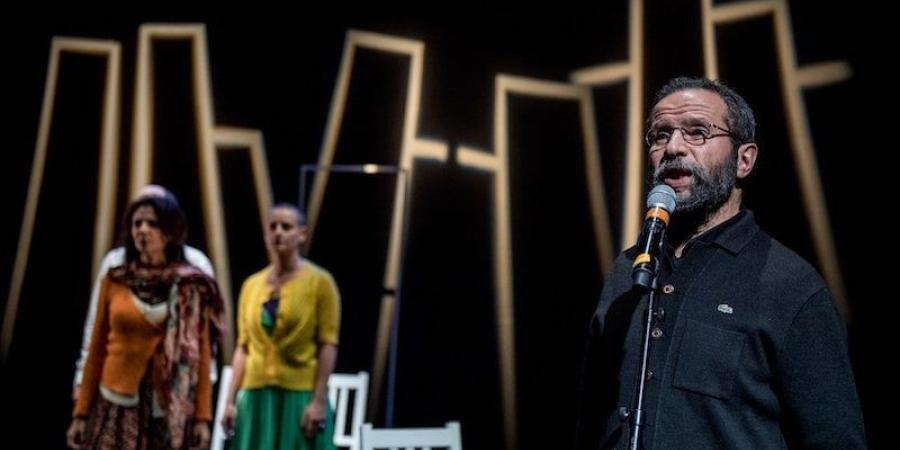 "أمسية
      رباطية"
      تحتفي
      بأشعار
      زريقة