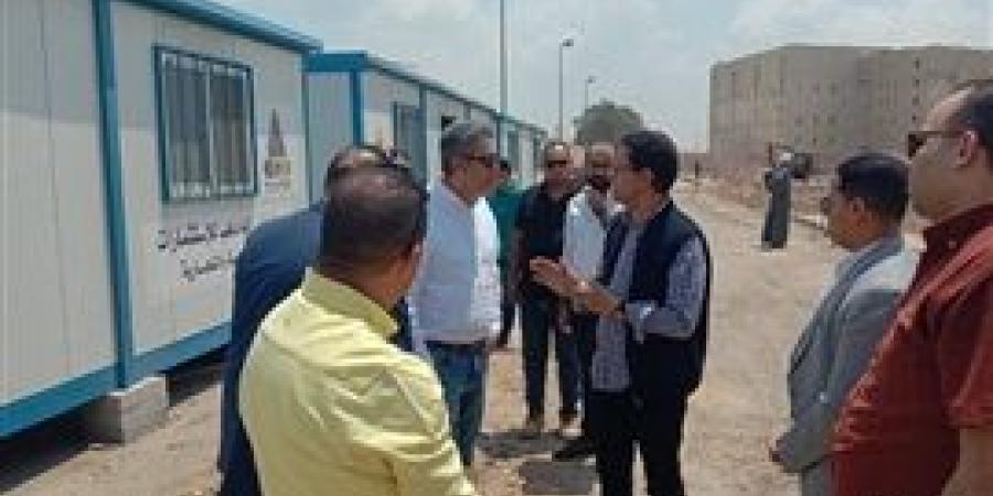رئيس
      جامعة
      بنها
      يتفقد
      عدداً
      من
      المنشآت
      الجديدة
      بكفر
      سعد
