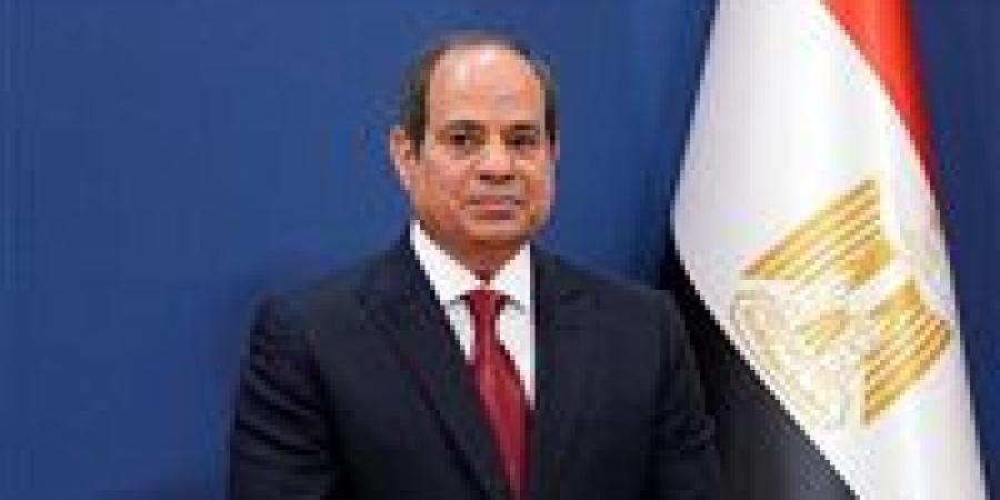 الرئيس
      السيسي
      يجتمع
      مع
      رئيس
      مجلس
      الوزراء
      ووزير
      المالية
      ومحافظ
      البنك
      المركزي