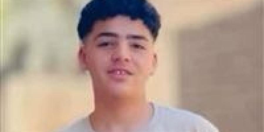 طالب
      إعدادي
      ينهي
      حياته
      بحبه
      السوس
      القاتلة
      في
      الفيوم