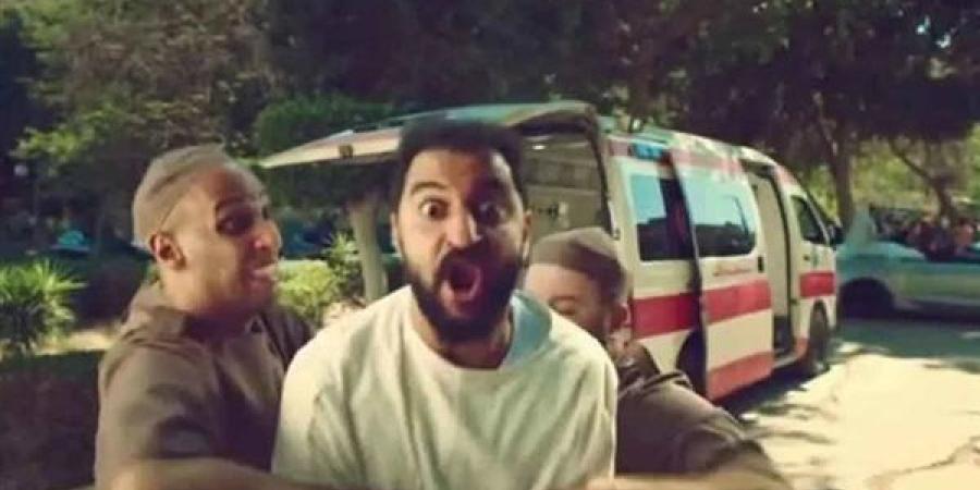 "إي
      آند
      مصر"
      توضح
      موقفها
      من
      إعلانها
      المثير
      للجدل:
      لا
      نقصد
      الإساءة
      لأي
      نادٍ
      أو
      جماهير
      رياضية