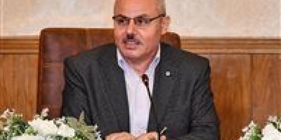 جامعة
      قناة
      السويس
      تستعد
      لإطلاق
      ...