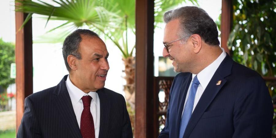 وزير الخارجية يستقبل كبير مستشاري الرئيس الأمريكي.. ويؤكد الاعتزاز بالشراكة الاستراتيجية التي تجمع البلدين