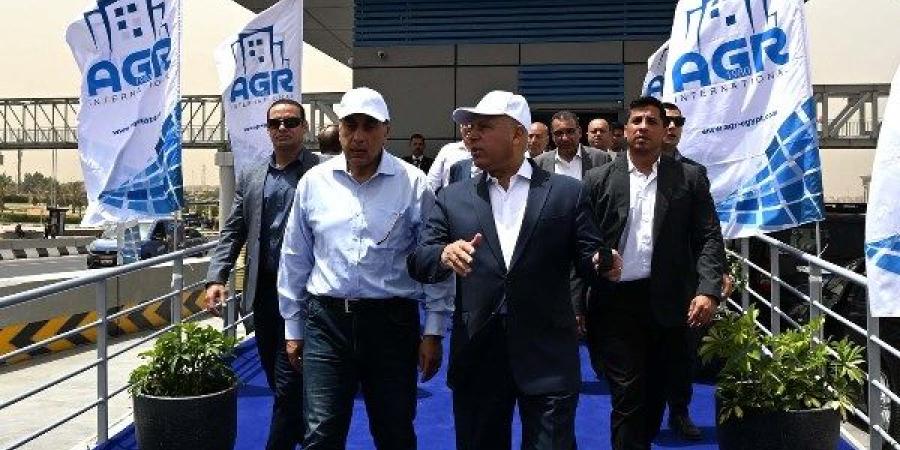 الحكومة: تسيير 100 أتوبيس كهربائي مكيف بزمن تقاطر 3 دقائق ضمن مشروع الأتوبيس الترددي