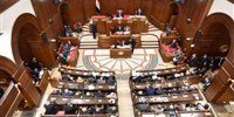 عاجل|
      200
      جنيه
      من
      كل
      طالب..
      ...