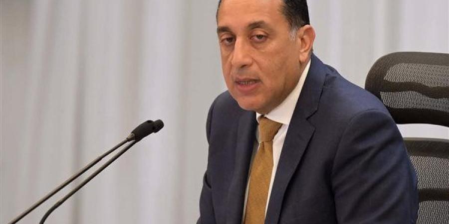 رئيس
      الوزراء:
      مصر
      تحقق
      معدل
      نمو
   ...