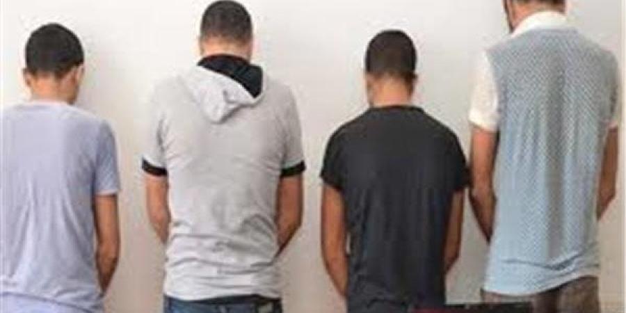حبس
      المتهمين
      بسرقة
      كابلات
      كهرباء
      من
      منطقة
      تحت
      الإنشاء
      بالسلام