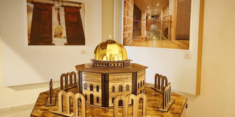 الرباط
      تستضيف
      اجتماع
      حل
      الدولتين