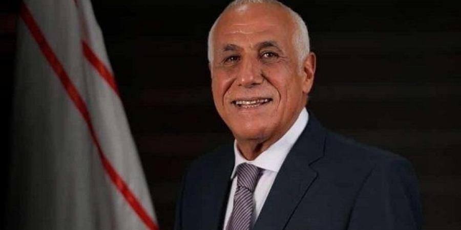 غدا.. حسين لبيب يعود من فرنسا بعد خضوعه لفحوصات طبية