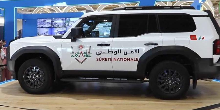 الشرطة
      بسيارة
      "أمان"
      الذكية