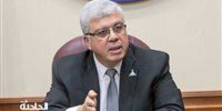 لأول
      مرة..
      135
      مليار
      جنيه
      موازنة
      التعليم
      العالى
      فى
      العام
      2025/2026