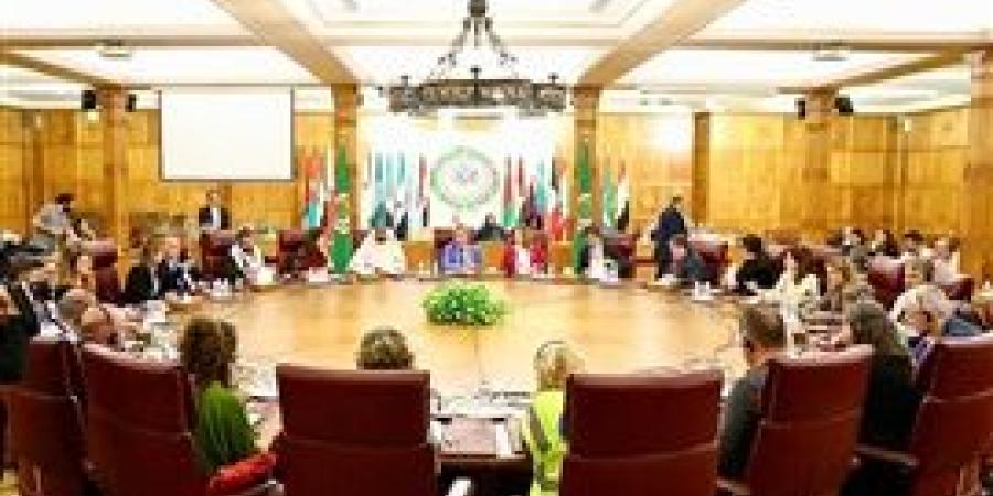 زيارة
      تضامنية
      لوفد
      إيطالي
      لجامعة
      الدول
      العربية