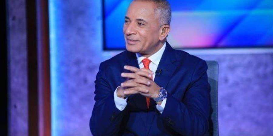 أحمد
      موسى:
      الرئيس
      السيسي
      يتفقد
      ...
