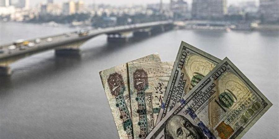 الجنيه
      يقهر
      الدولار..
      انتصار
      ...