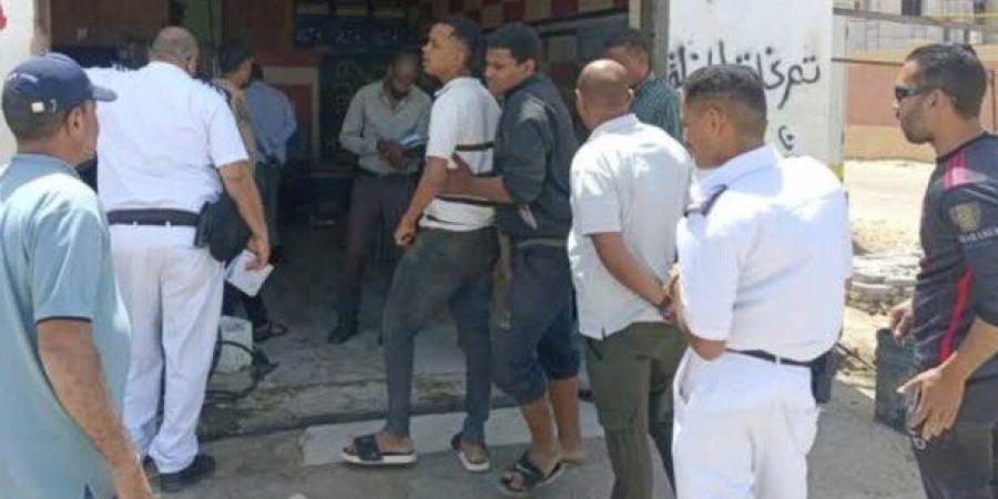 غلق
      وتشميع
      مغاسل
      السيارات
      المخالفة
      في
      حملة
      بمدينة
      رأس
      غارب