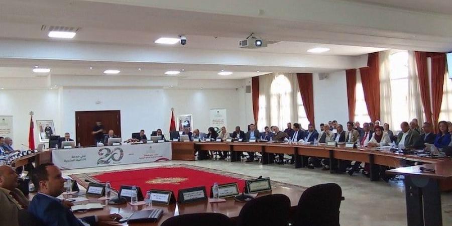 العرائش
      تحتفي
      بـ20
      سنة
      من
      التنمية