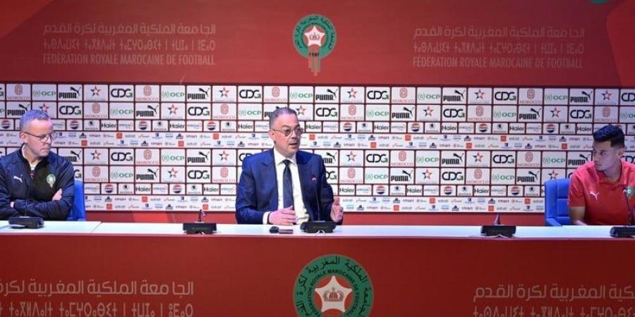 لقجع
      يحث
      "الأشبال"
      على
      الجدية