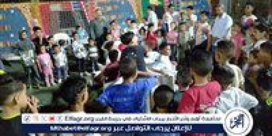 اقبال
      كثيف
      من
      المواطنين
      على
      مراكز
      شباب
      أسيوط
      للاحتفال
      بثالث
      أيام
      عيد
      الأضحى