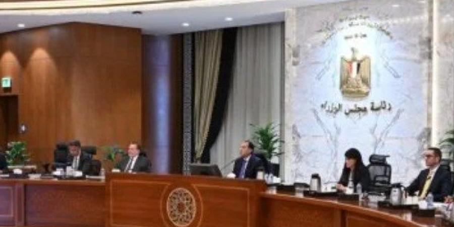 مجلس الوزراء: انتهاء العام المالى وفقا للسقف المحدد للدين الخارجى دون زيادة