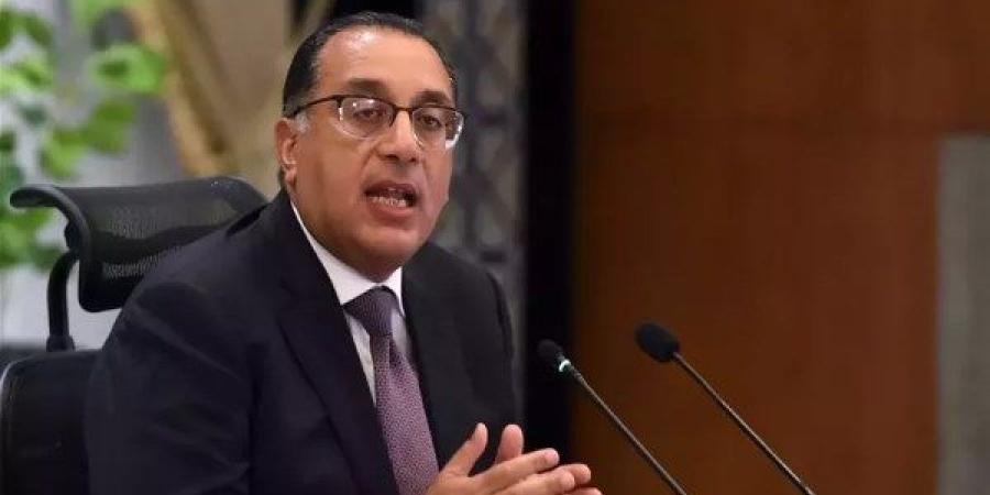 رئيس الوزراء: نتابع الموقف أولا بأول وتنسيق بين البنك المركزى والمالية لزيادة مخزون السلع